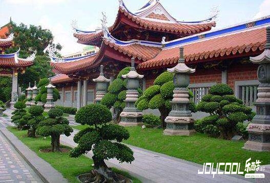 新加坡最古老的佛教寺院——莲山双林禅寺
