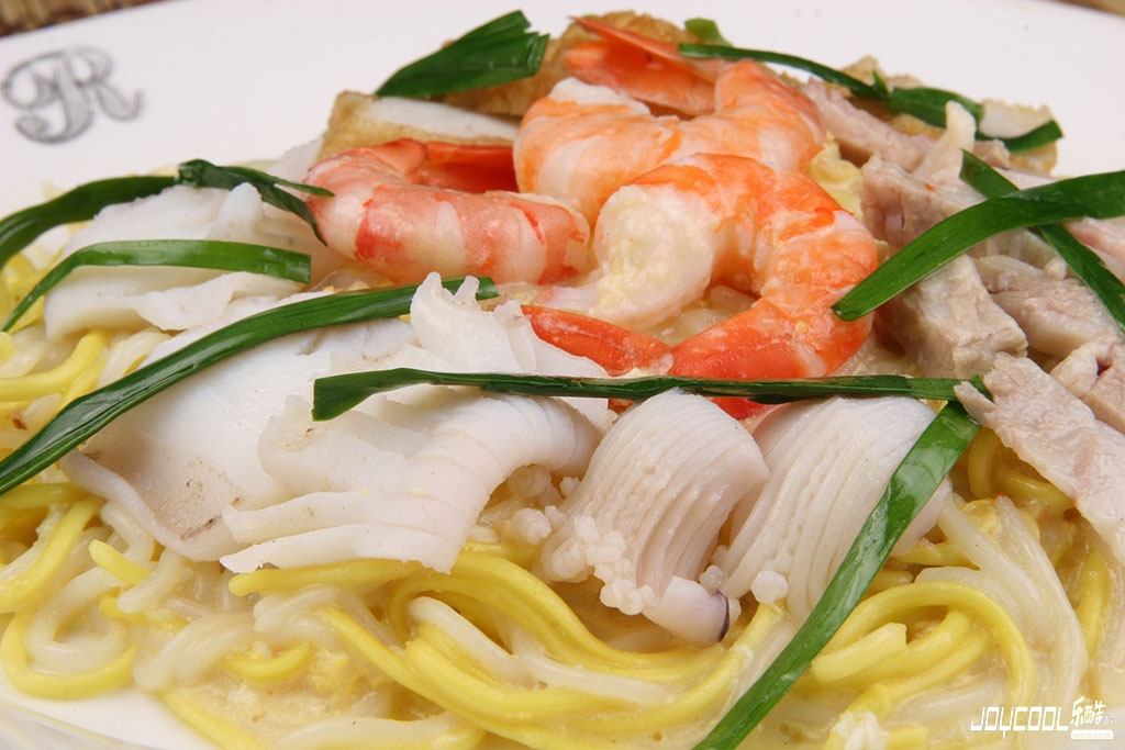 必吃新加坡美食——福建炒虾面