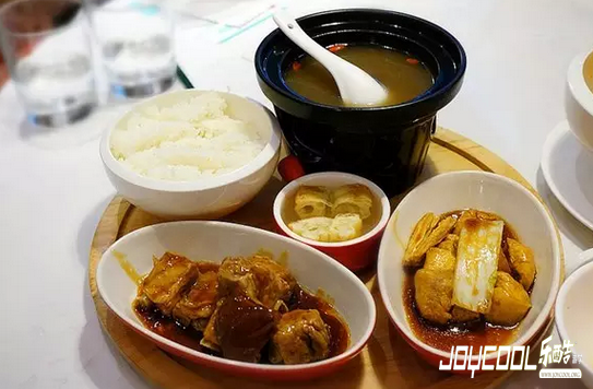 吃出别样风味的飞机餐