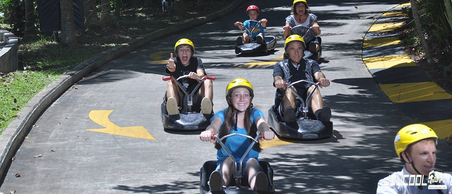 斜坡滑车与空中吊椅