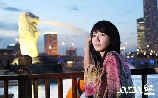 和鱼尾狮合影的正确打开方式