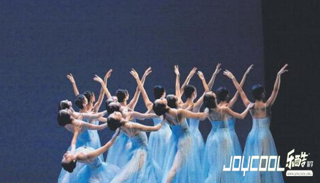 新加坡舞蹈剧场： “星空下的芭蕾”