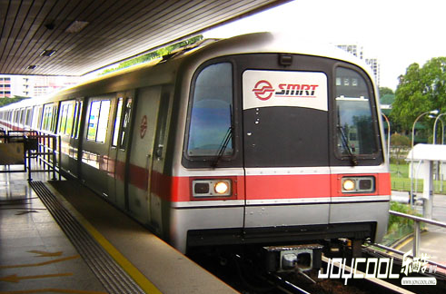 乘地铁环站玩遍新加坡！