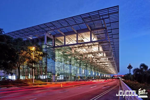 机场里的小旅行——新加坡樟宜国际机场