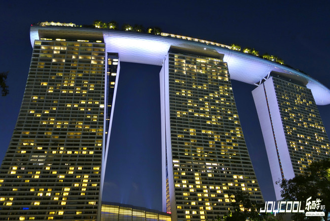 新加坡：置身于阿凡达的“空中花园”