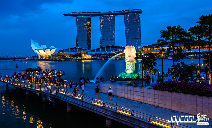 新加坡，一个与众不同的国度