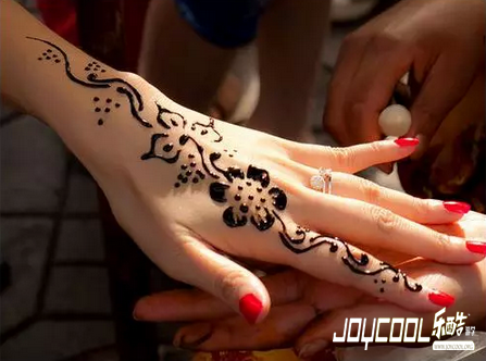 当你在新加坡的时候,如何假装自己在印度