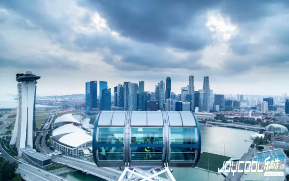 只是鸟瞰怎么够，换个姿势看新加坡