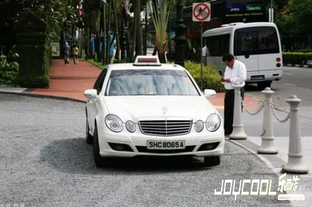 新加坡开车的六个“潜规则”