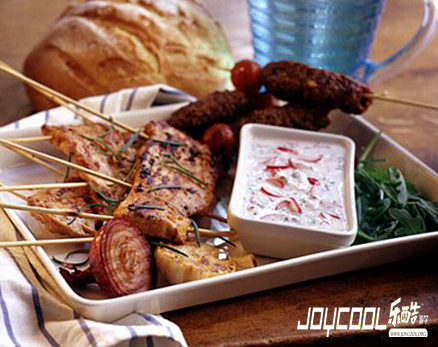 亚洲街头小吃大比拼：新加坡PK中国台北