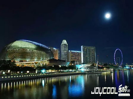 新加坡河是新加坡的母亲河