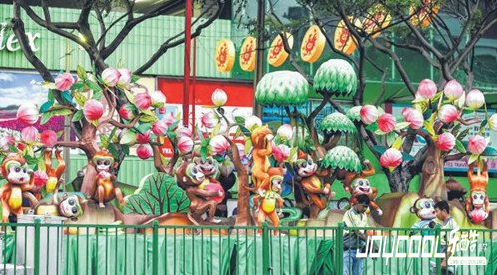 新加坡牛车水新春灯饰将亮相 灵猴摘蟠桃嬉戏