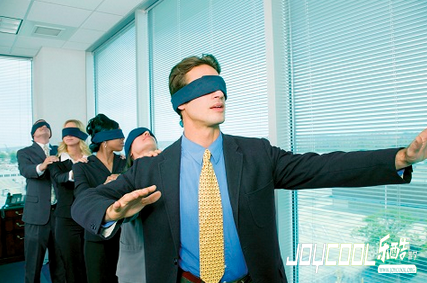 新加坡公务员说谎成本有多高