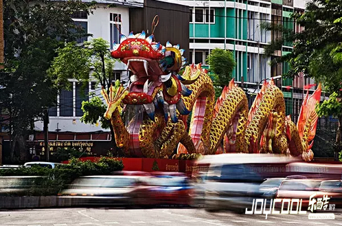 新加坡牛车水PK其他国家的特色唐人街