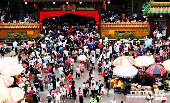 新加坡观音堂求签——看看运气怎么样